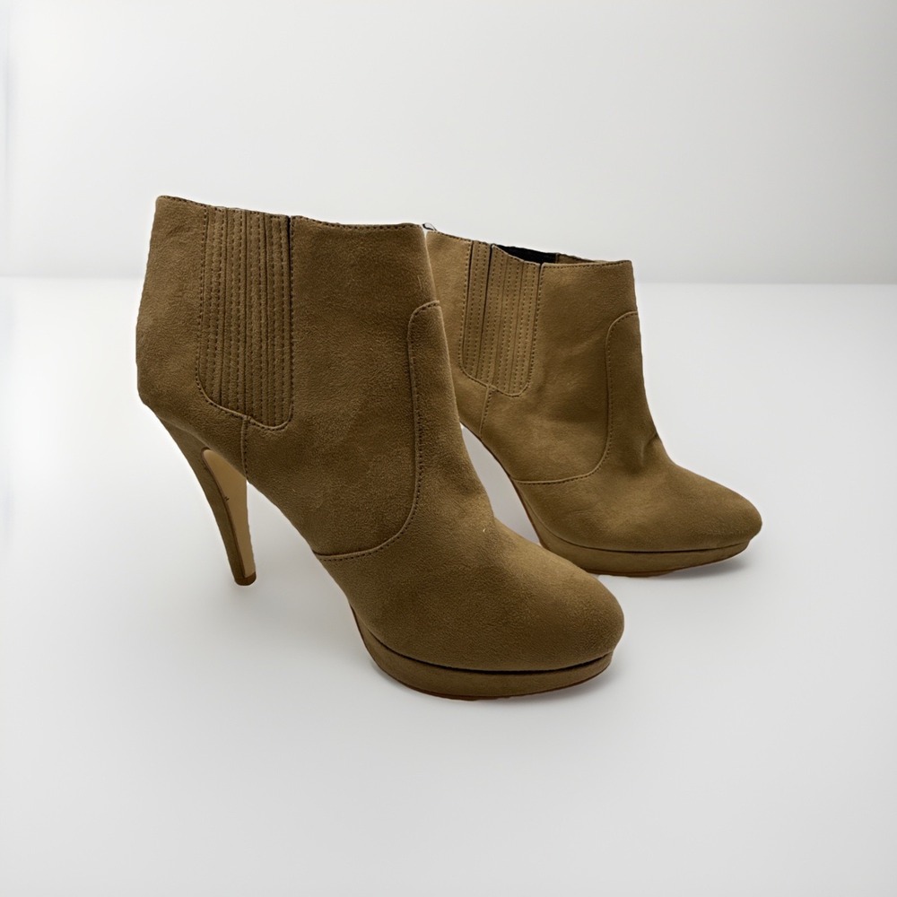 Women's US Size 7 H&M (size 38) High Heeled Ankle Boot Brown Suede